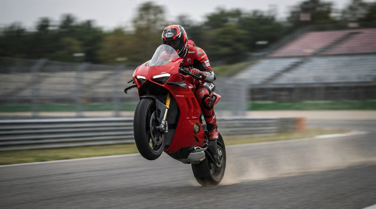 抖漫摩托车视频